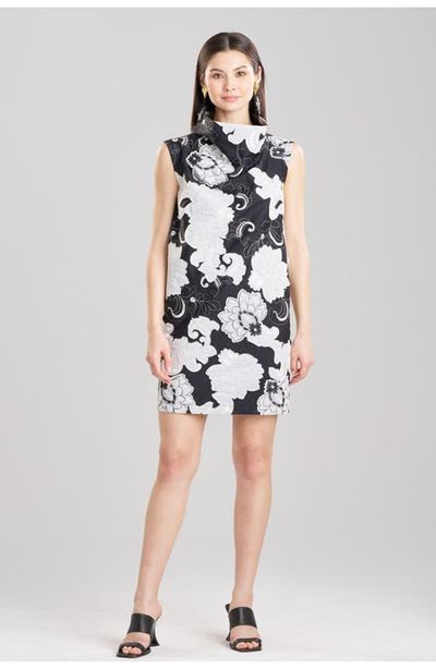 Natori Natori Cressida Applique Funnel Shift Dress