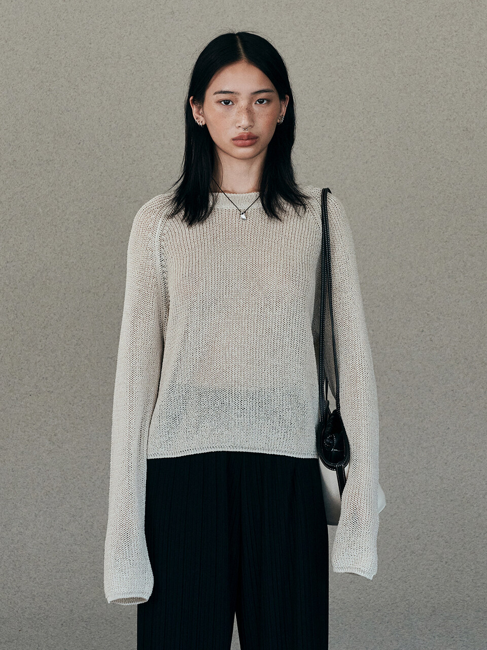 Neev Round Neck Raglan Sleeve Pullover_Beige