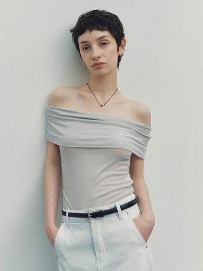 Neev Shirring Accent Off Shoulder T-shirt_Gray