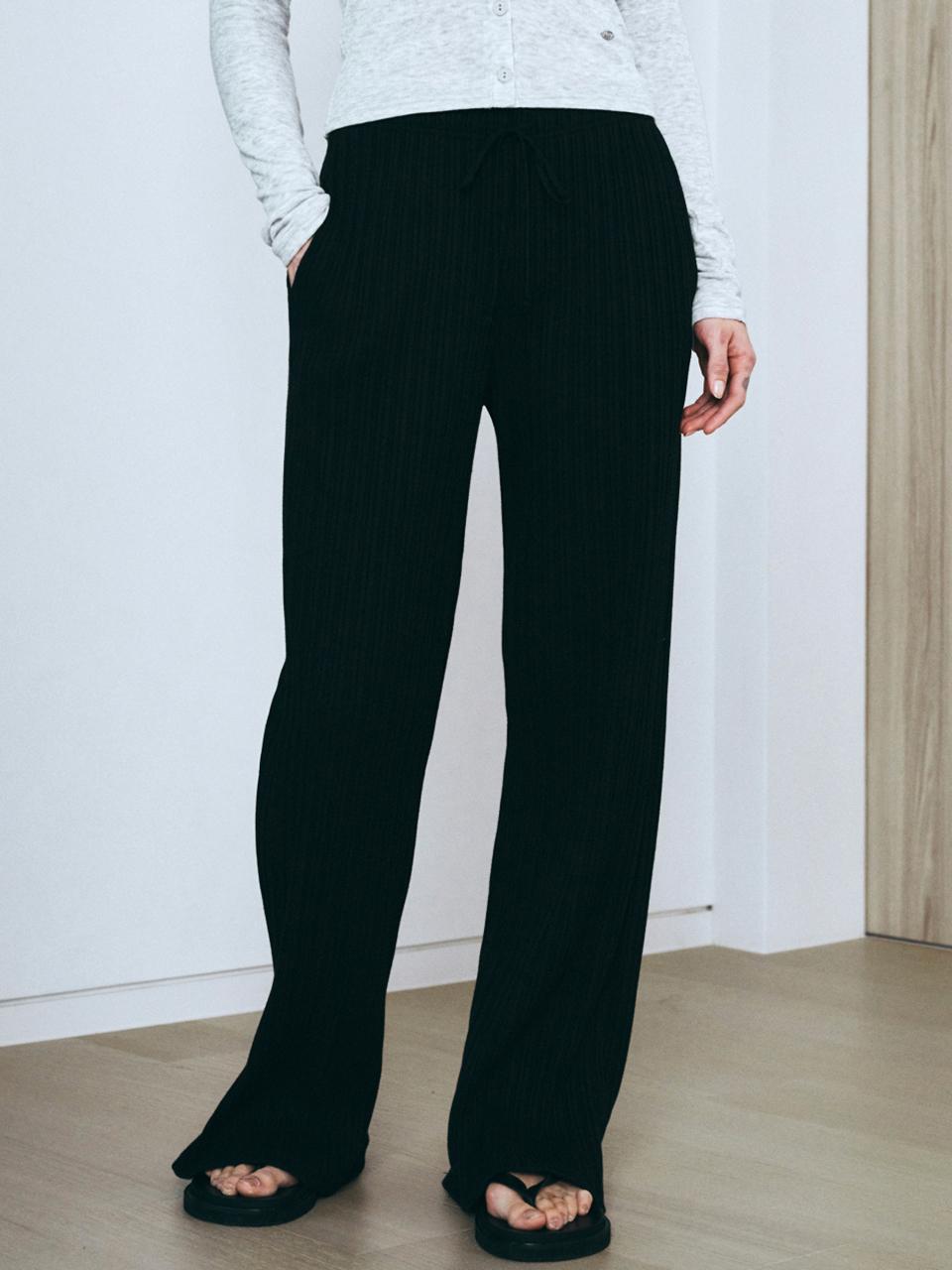 Neev Slim Ribbed Wide Banding Pants (Black)