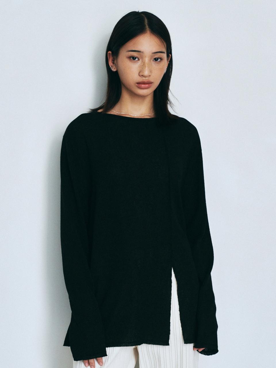 Neev Unbalance Slit Point T-Shirt (Black)