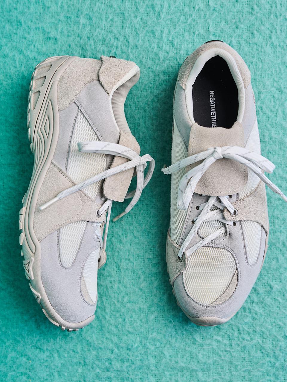 NEGATIVETHREE Asymmetry Sneakers [White]