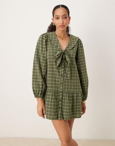 Neon Rose Neon Rose bow detail check mini smock dress in green-Neutral