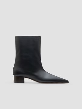 Neous Women's Tapek 35MM Leather Ankle Boots