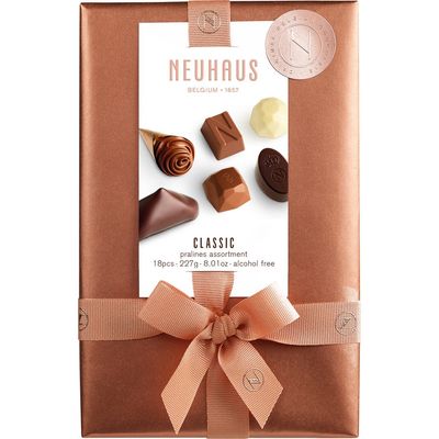 NEUHAUS NEUHAUS 18-Piece Classic Praline Assortment Ballotin