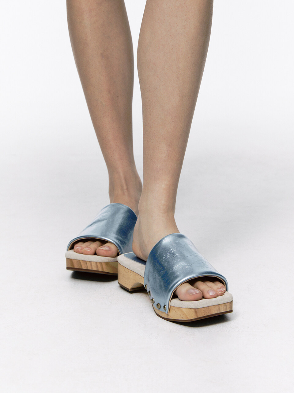Neute 40mm Gina Wood Clog_Sky Blue