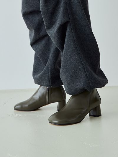 Neute 50mm Pebble Round Toe Booties (Olive)