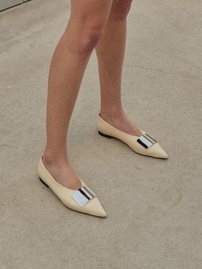 Neute Jodie Pointed Toe Flat_White