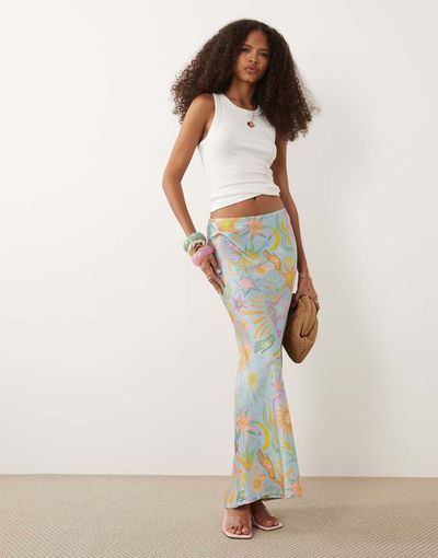 Never Fully Dressed Never Fully Dressed Dorris satin maxi skirt in pastel star print-Multi