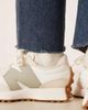 New Balance New Balance 327 sneakers in white and beige with light green detail - 3