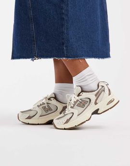 New Balance New Balance 530 sneakers in cream and brown-White
