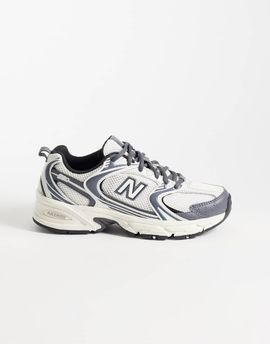 New Balance New Balance 530 sneakers in gray and silver