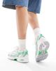 New Balance New Balance 530 sneakers in white, silver and green detail - 4