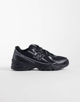 New Balance New Balance 740 sneakers in black and silver metallic