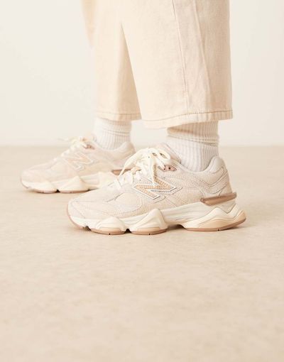 New Balance New Balance 9060 unisex sneakers in beige-Neutral
