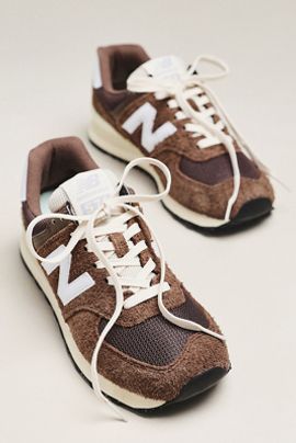 New Balance New Balance x Anthropologie Exclusive 547 Sneakers