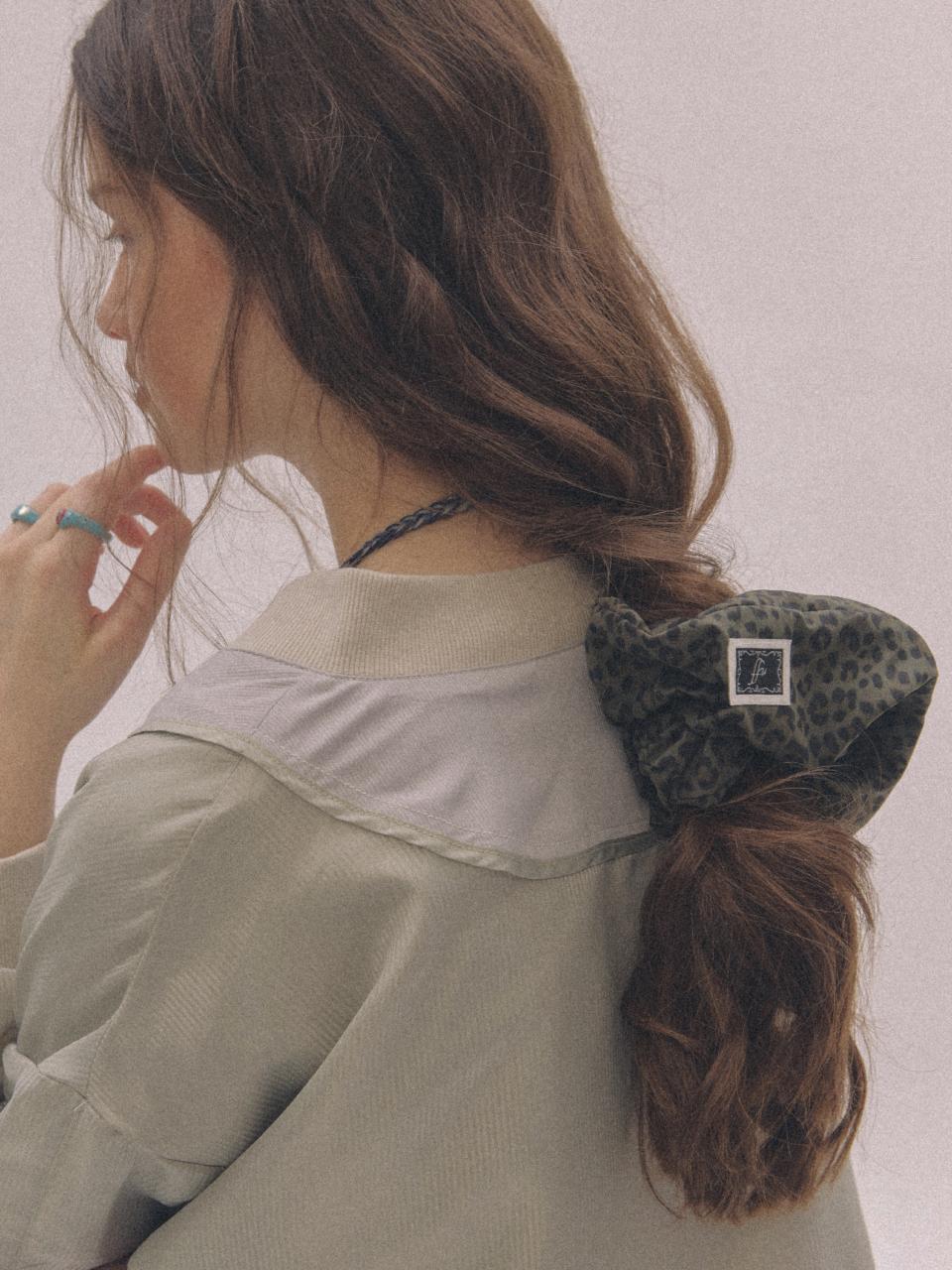 nff leopard scrunchie big - khaki