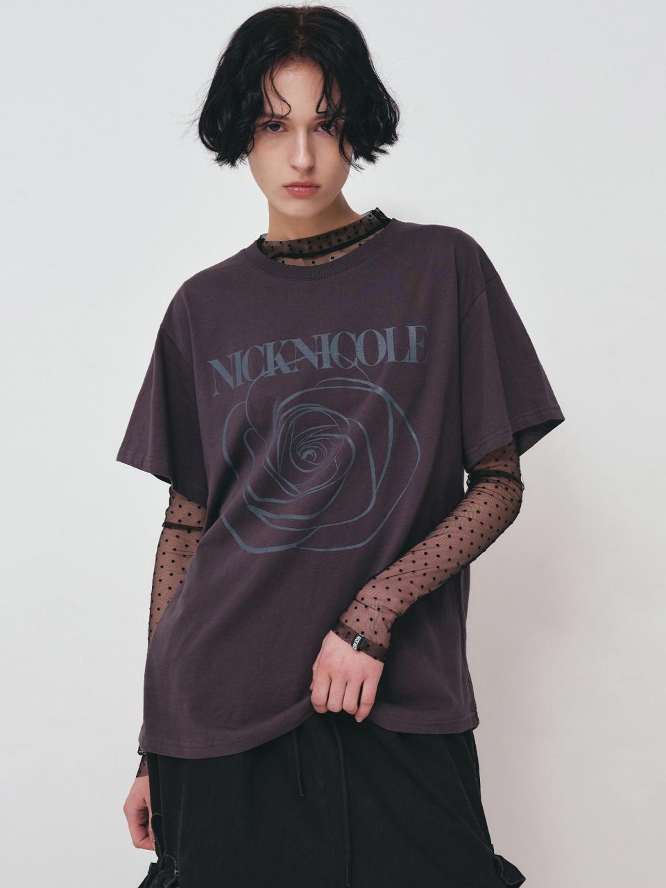 NICK&NICOLE BIG ROSE SLEEVE TOP [CHARCOAL]