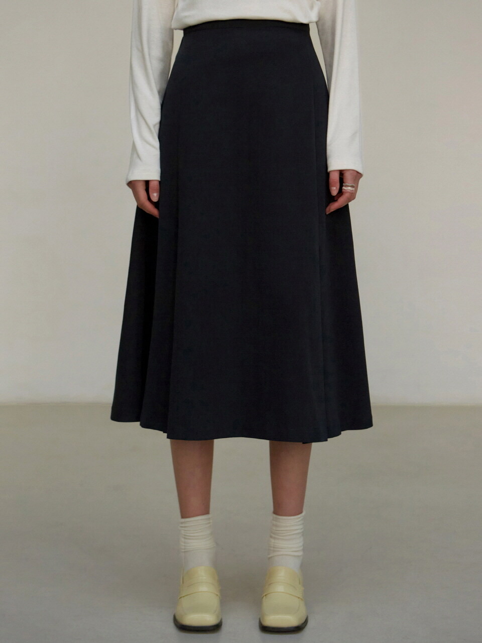 NICK&NICOLE Classic Flare Skirt (Navy)