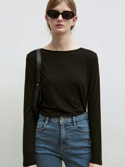 NICK&NICOLE Essential Boatneck Top_Black