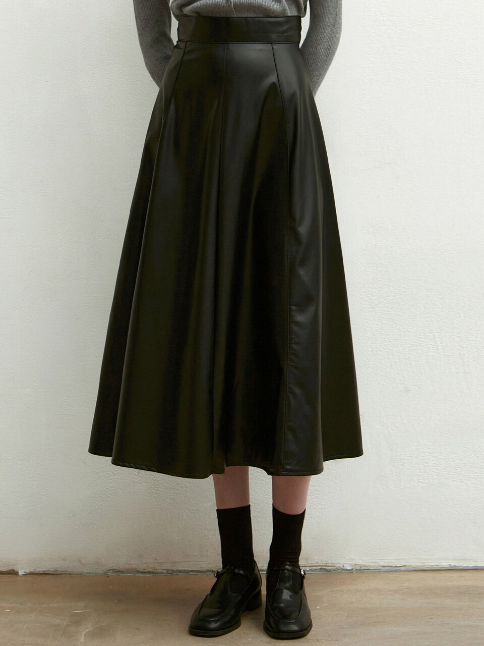NICK&NICOLE Leather Flared Skirt_Black