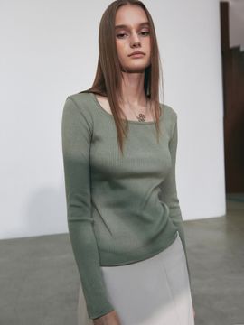 NICK&NICOLE Minimal Square Long Sleeve Sweater_Khaki