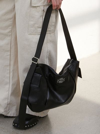 NICK&NICOLE Nicole Line Hobo Bag_2 COLOR
