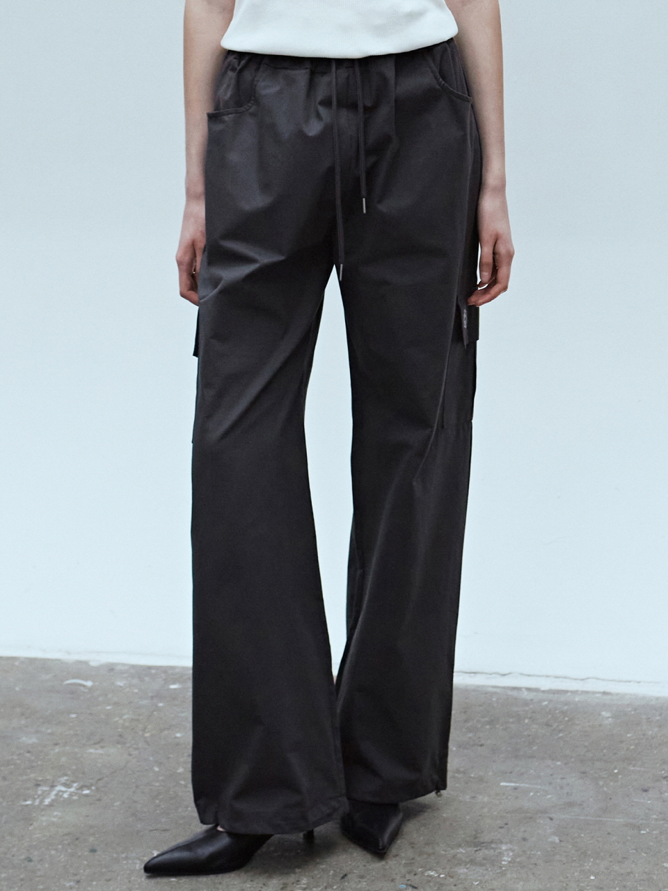 NICK&NICOLE Nicole Minimal Cargo Pants_Charcoal