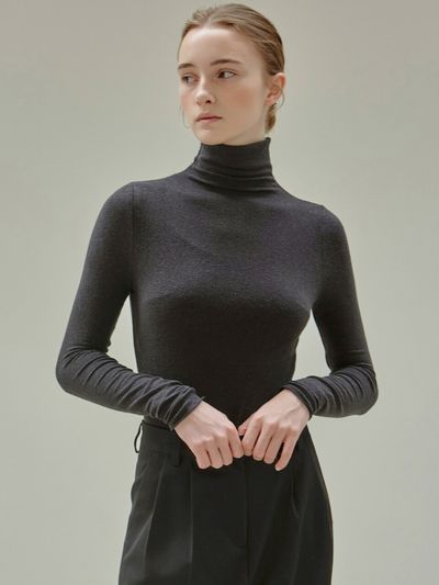 NICK&NICOLE Turtleneck Slim Knit Top (Black)