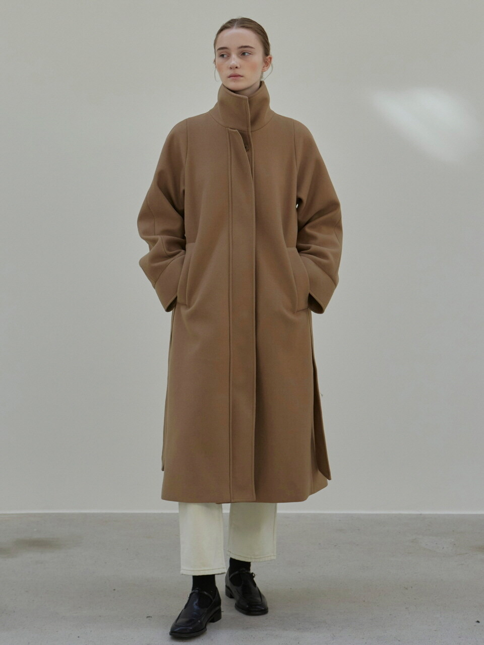 NICK&NICOLE Wide Collar Long Coat (Beige)
