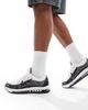 Nike Nike Air Max TL 2.5 sneakers in white & black - 4