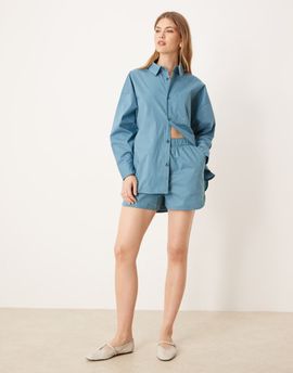 Nike Nike Chill poplin shorts in blue