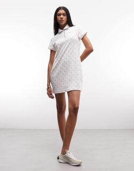 Nike Nike Chill Terry Towel dress in off white