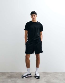 Nike Nike Club Flow shorts in black