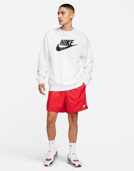 Nike Nike Club woven shorts in red-Green