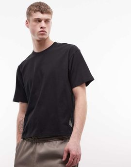 Nike Nike Essentials boxy oversized T-shirt in black
