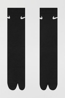 Nike Nike Everyday Plus Lightweight Crew Split-Toe Socks in White, Women's at Urban Outfitters