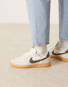 Nike Nike Field General S&T sneakers in off-white and black
