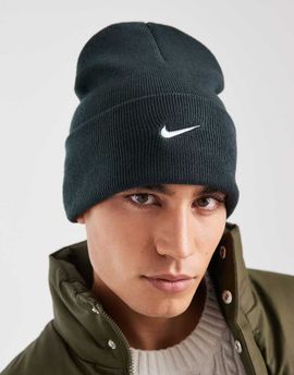 Nike Nike Peak beanie in green