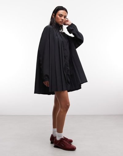 Nike Nike pleated mini dress in black