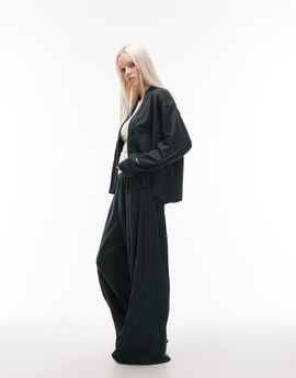 Nike Nike pleated wide leg pants in dark green