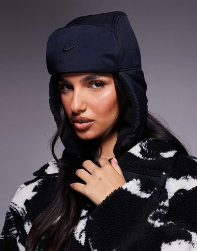 Nike Nike puffer trapper hat in black