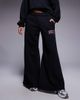 Nike Nike retro logo straight leg sweatpants in black - 2