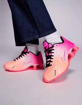 Nike Nike Shox R4 sneakers in hot pink