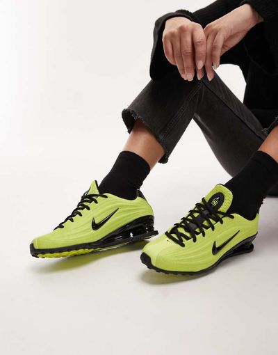 Nike Nike Shox Z sneakers in cyber green