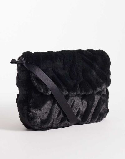 Nike Nike Sportswear Futura 365 purse in black