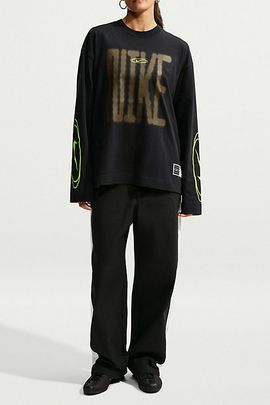 Nike Nike Sportswear Graphic Cotton Oversized Long Sleeve Tee in Black, Women's at Urban Outfitters