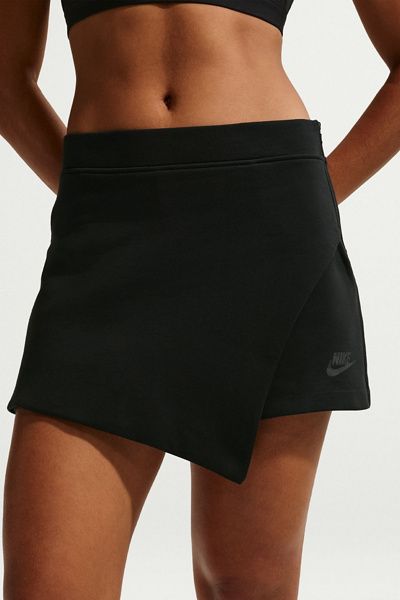 Nike Nike Sportswear Tech Fleece Mid-Rise Mini Skort in Black, Women's at Urban Outfitters
