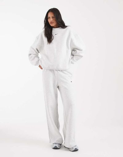 Nike Nike Studio Fleece wide leg sweatpants in light gray