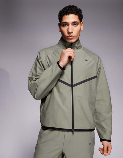 Nike Nike Tech full zip jacket in khaki green-Silver